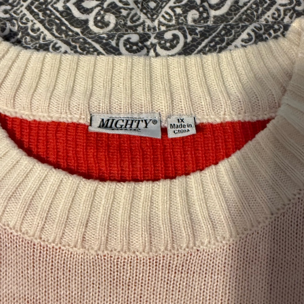 Holiday Sweater - Picture 3 of 4